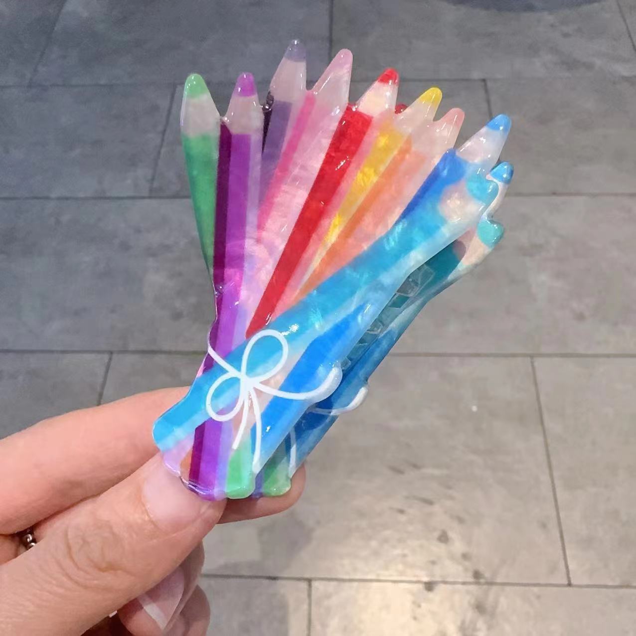 1 다채로운 페인트 브러시 잡아 클립 크리 에이 티브  - Women Accessories Bouquet 리뷰 및 가격